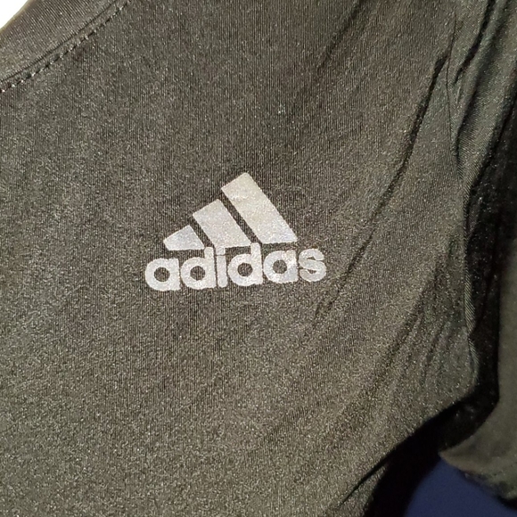 Adidas top - Picture 3 of 6